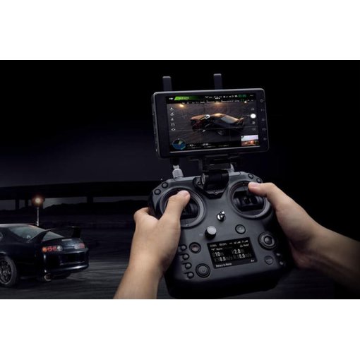 dji-cendence-fernsteuersender-fuer-inspire-2-und-m200-210-mit-gratis-patchantenne_8